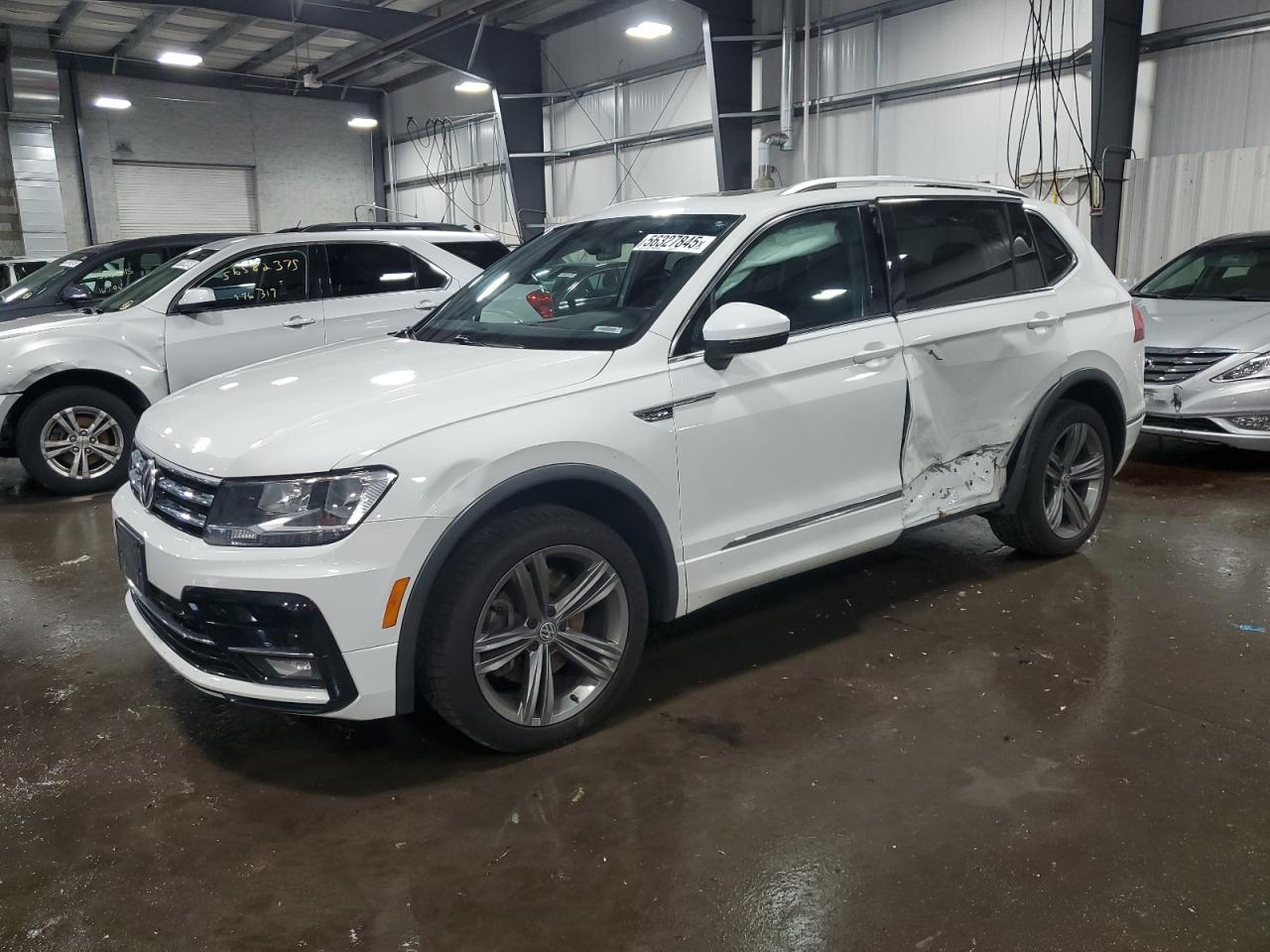 VOLKSWAGEN TIGUAN SE