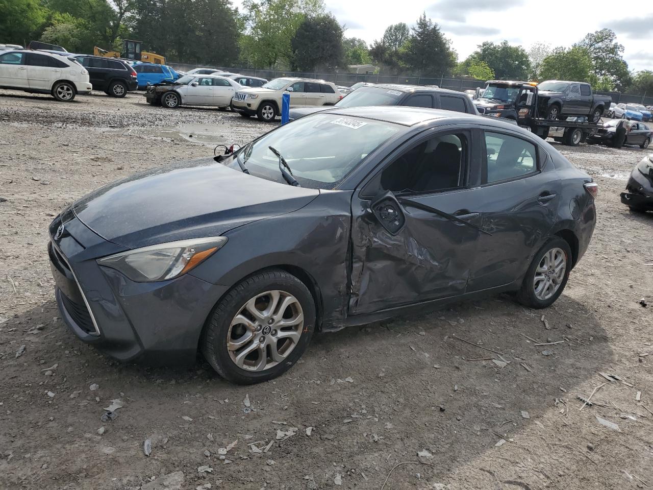 TOYOTA YARIS IA