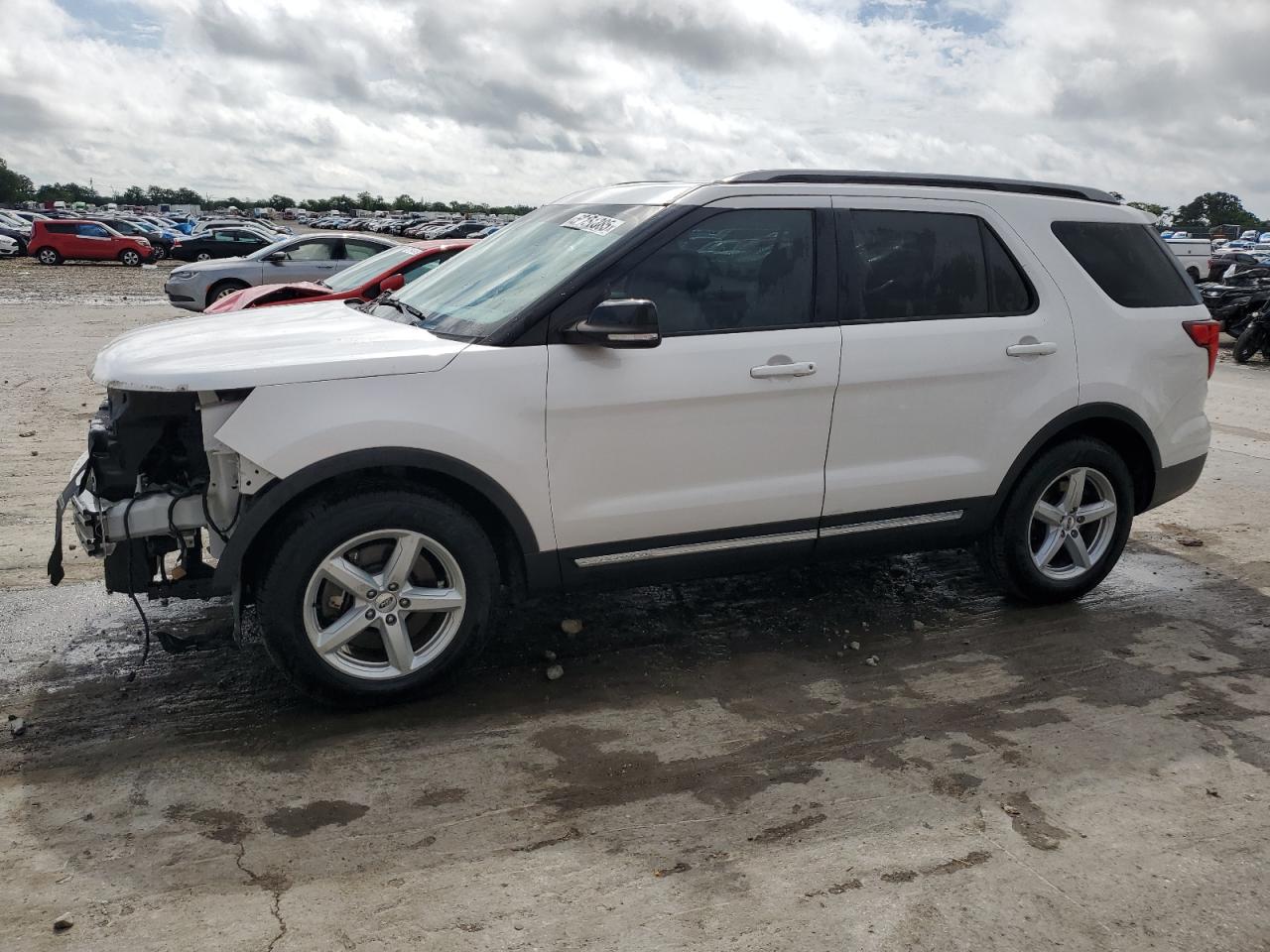 FORD EXPLORER 2017