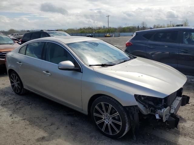 Vin: lyv402tk0hb151137, lot: 55577435, volvo s60 premier 20174