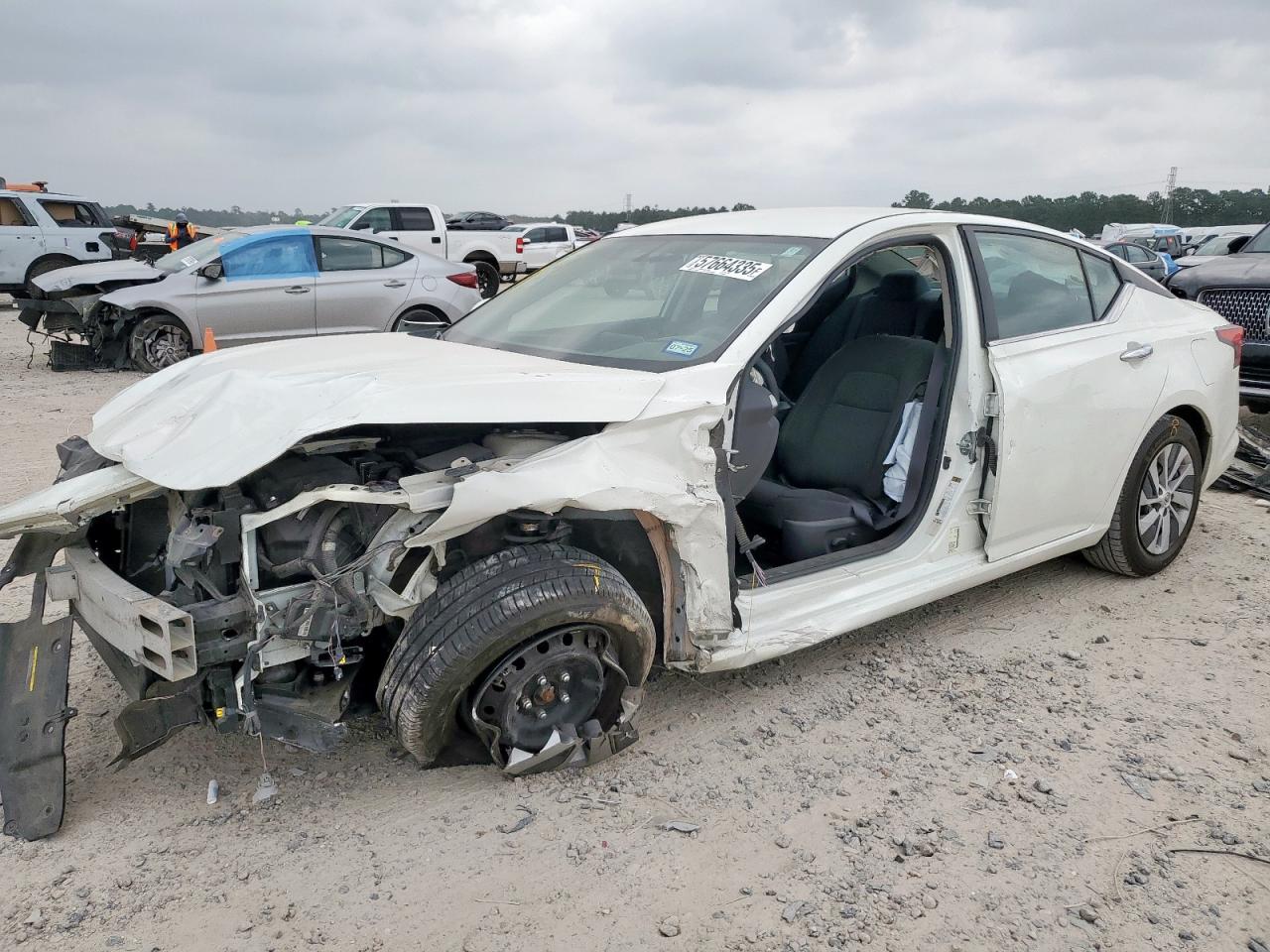 NISSAN ALTIMA S