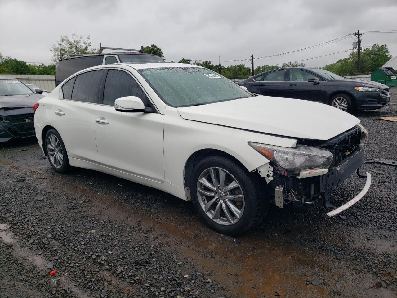 INFINITI Q50 2015