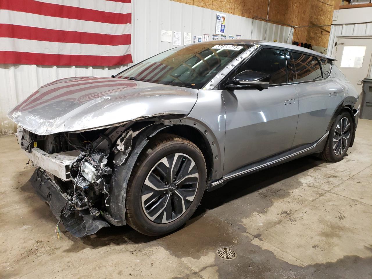 KIA EV6 LIGHT