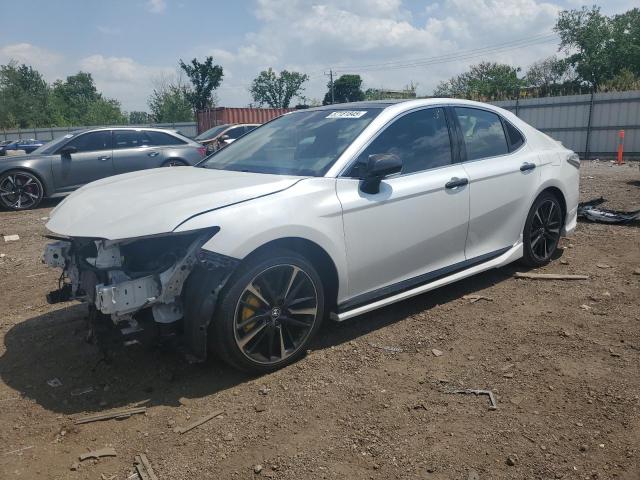 Vin: 4t1b61hk3ju130010, lot: 57181845, toyota camry xse 2018 img_1