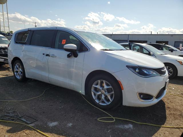 Vin: 2c4rc1bg4hr768368, lot: 57997255, chrysler pacifica touring l 20174