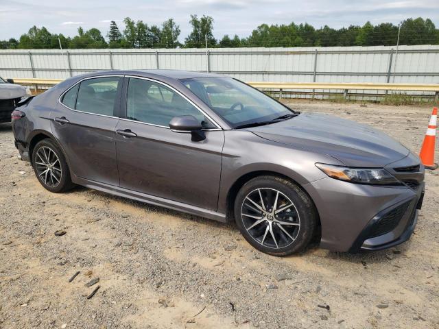 Vin: 4t1t11ak7ru907670, lot: 57956025, toyota camry se night shade 20244