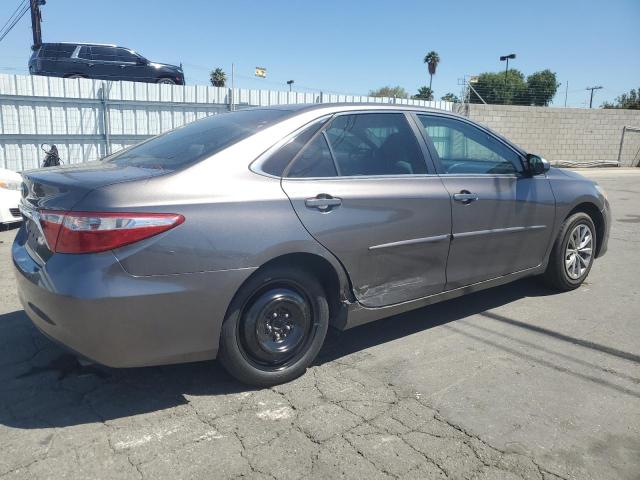 Vin: 4t1bf1fk9hu430728, lot: 56407595, toyota camry le 20173