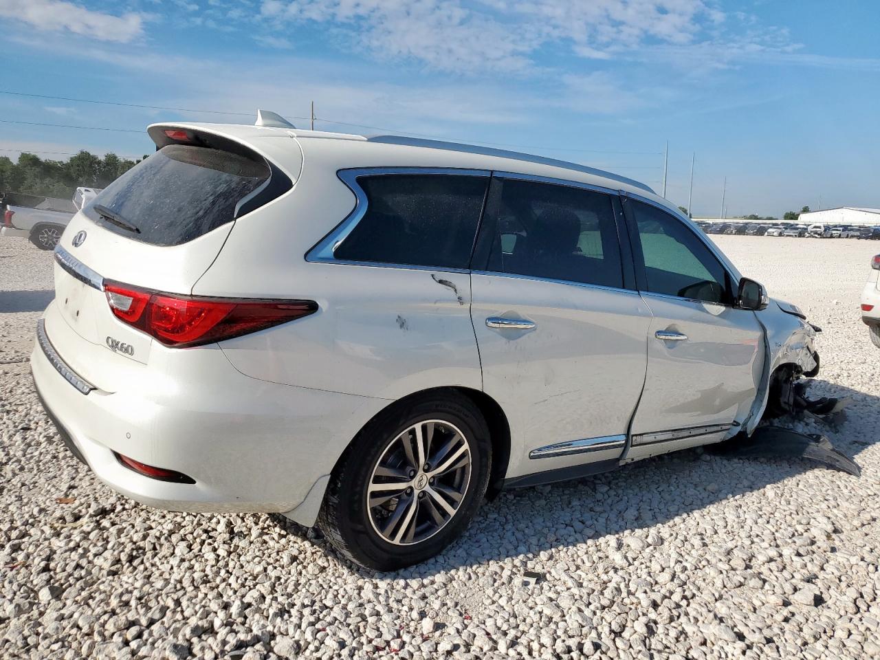 INFINITI QX60 2016