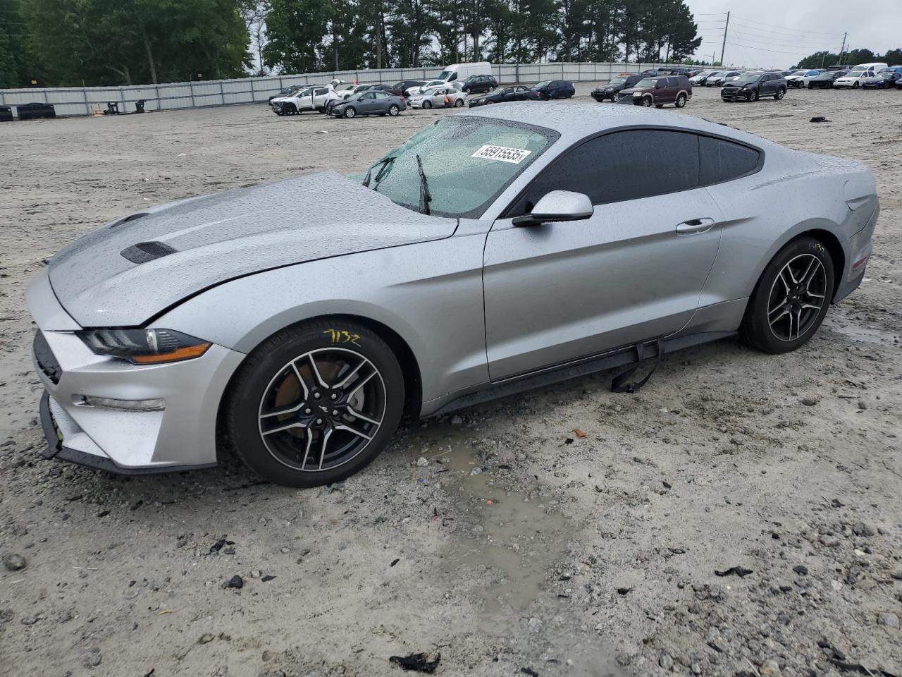 FORD MUSTANG