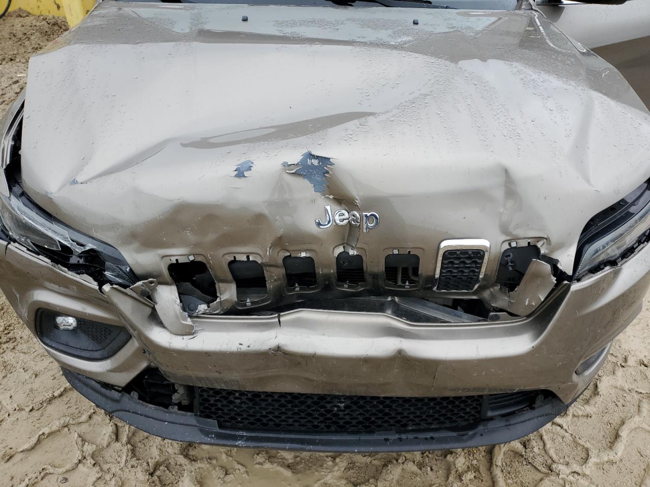 JEEP GRAND CHEROKEE LATITUDE PLUS