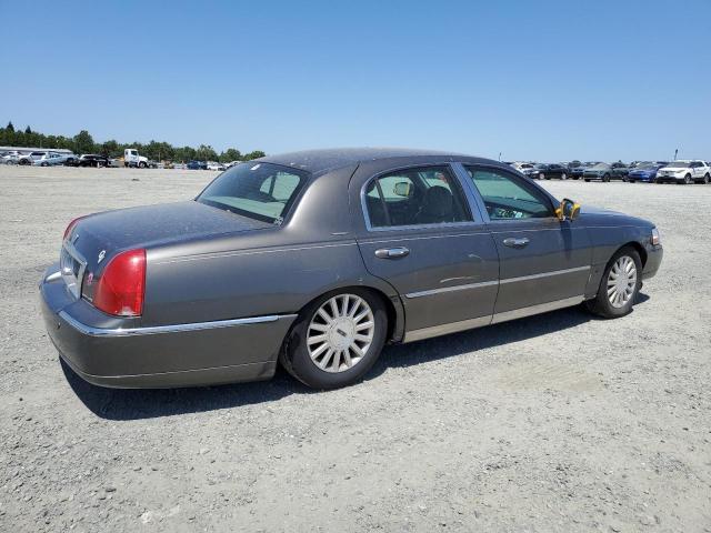 LINCOLN TOWN CAR 2004 gray  gas 1LNHM81W24Y657135 photo #4