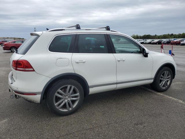 Vin: wvgef9bp5fd004707, lot: 57105155, volkswagen touareg v6 20153