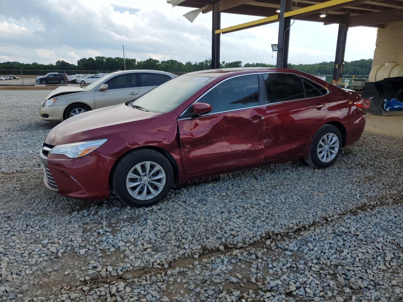 TOYOTA CAMRY LE