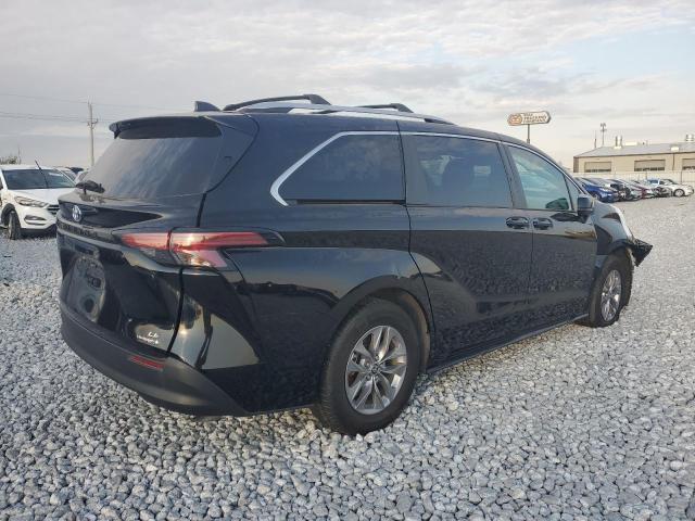 2022 TOYOTA SIENNA LE 5TDKRKEC4NS078962