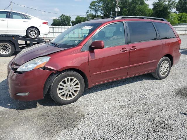 TOYOTA SIENNA XLE