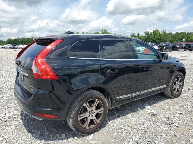 2015 VOLVO XC60 T6 PR YV4902RC2F2575159