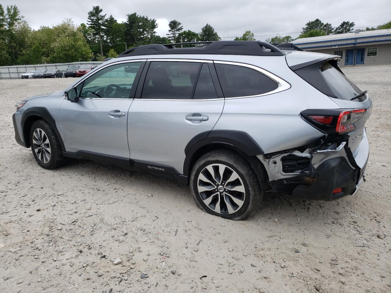 SUBARU OUTBACK LIMITED