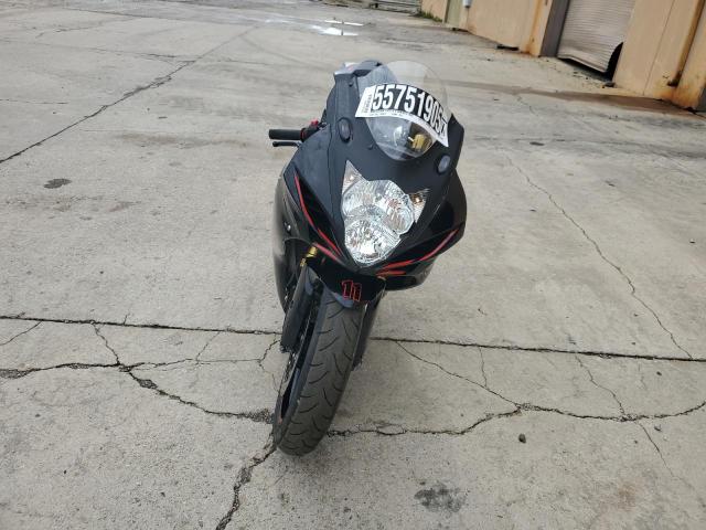 SUZUKI GSX-R750 2019 black  gas JS1GR7MA2K7100606 photo #3