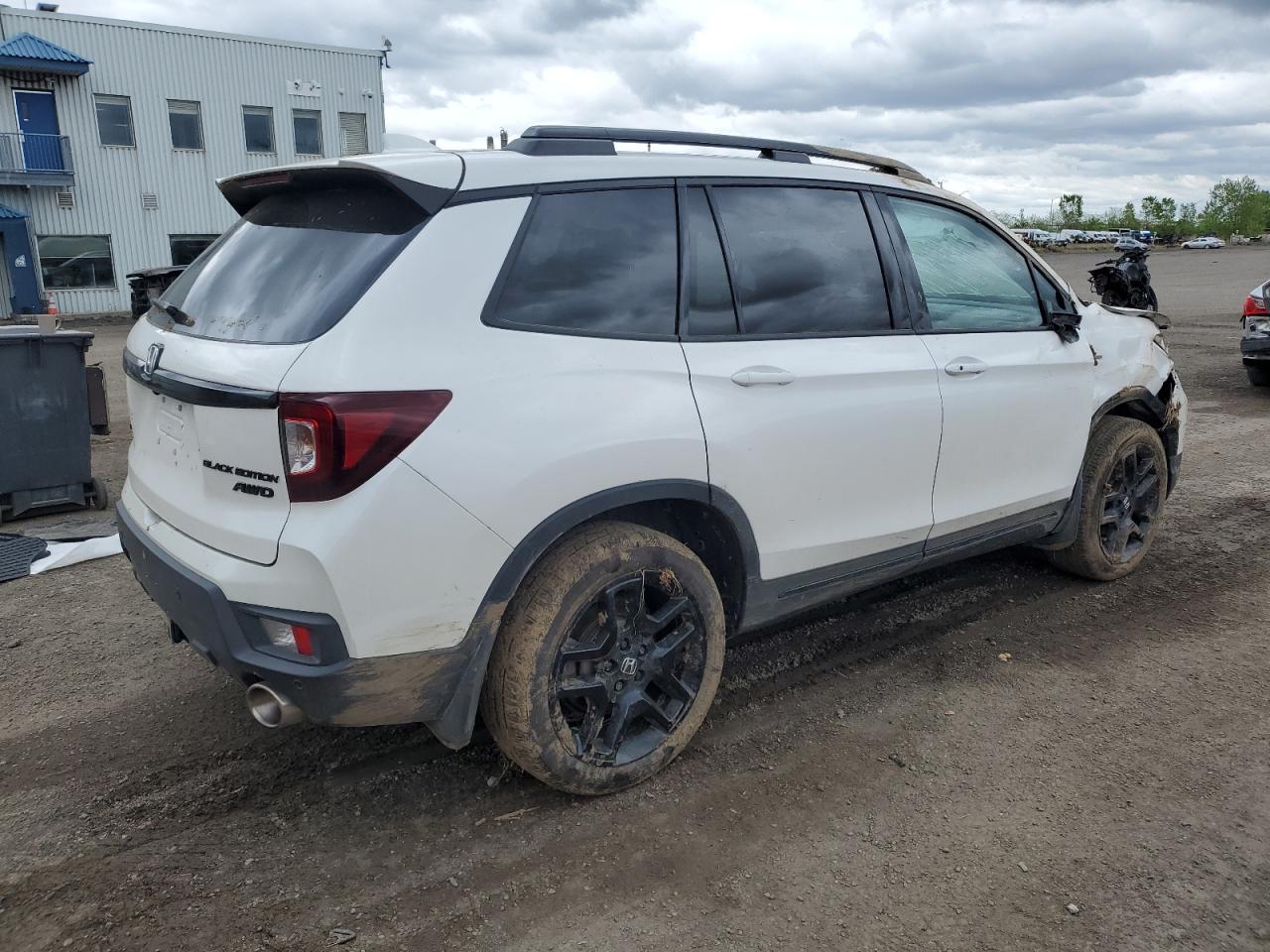 HONDA PASSPORT BLACK EDITION