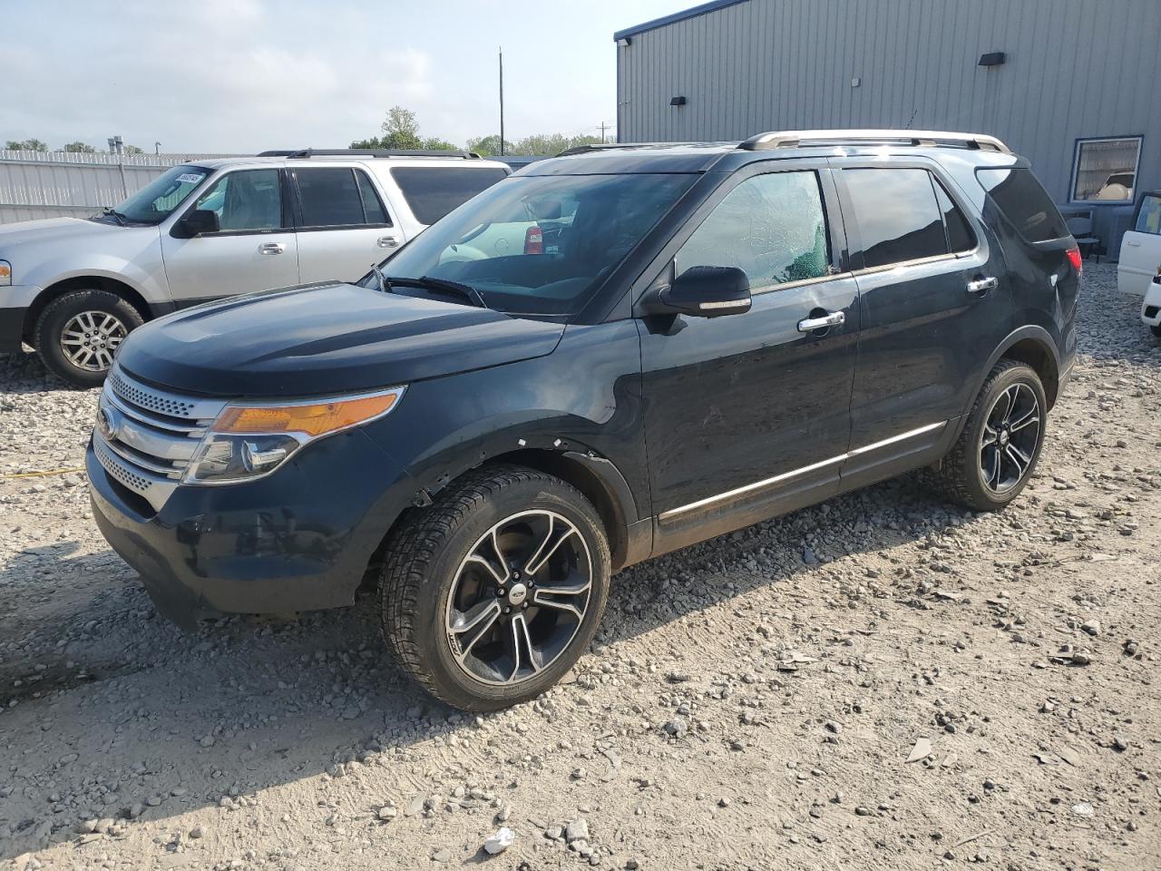 FORD EXPLORER XLT
