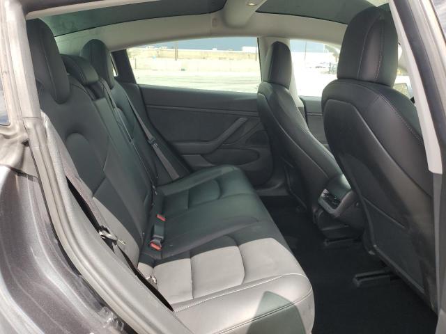 2018 TESLA MODEL 3 - 5YJ3E1EB5JF132382