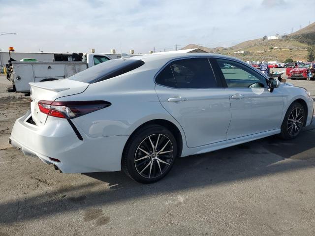 Vin: 4t1g11ak7ru214681, lot: 56019845, toyota camry se night shade 20243