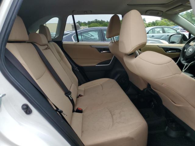 2019 TOYOTA RAV4 XLE - JTMP1RFV6KD518001