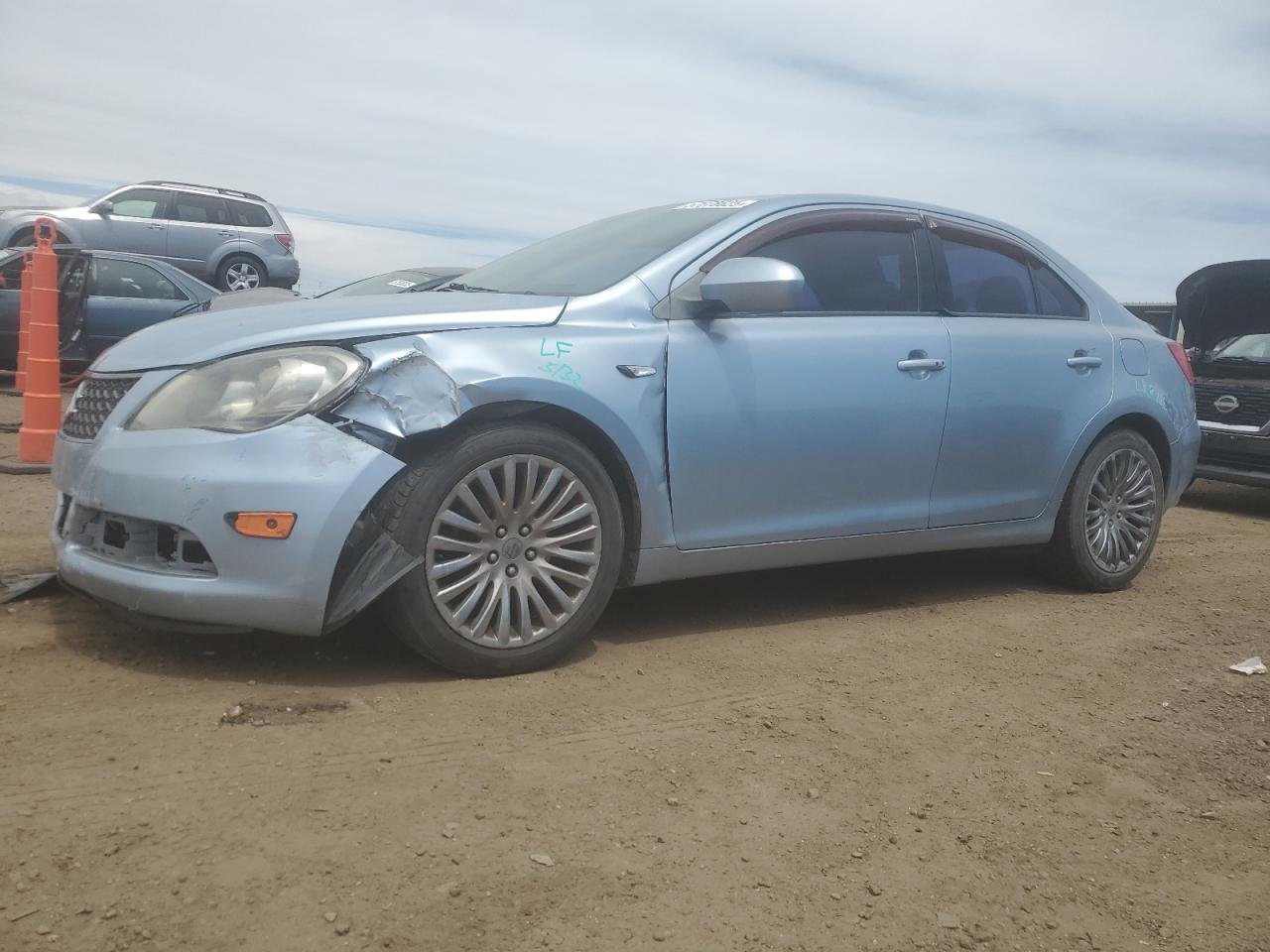 SUZUKI KIZASHI SE