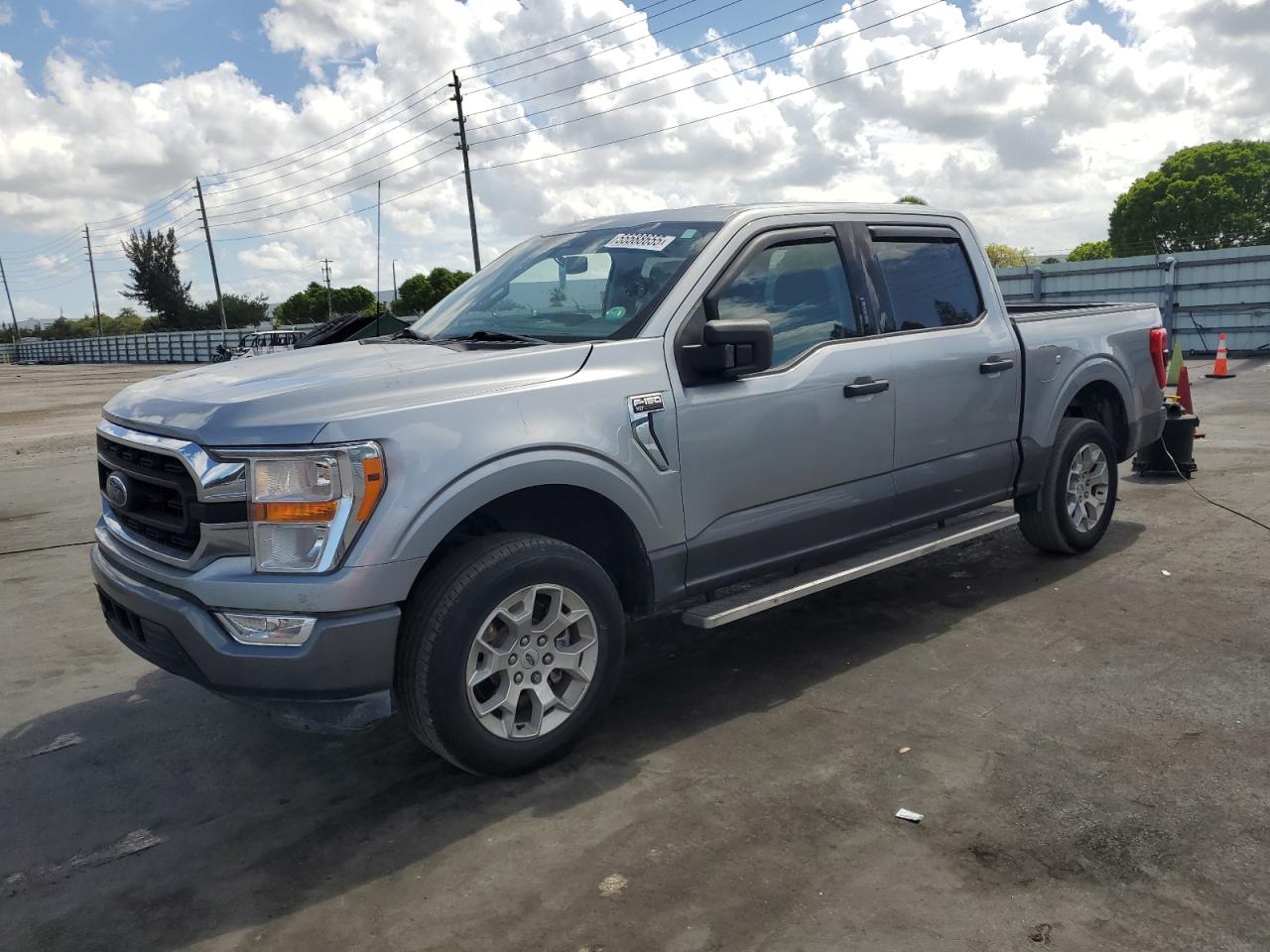 FORD F-150 SUPERCREW