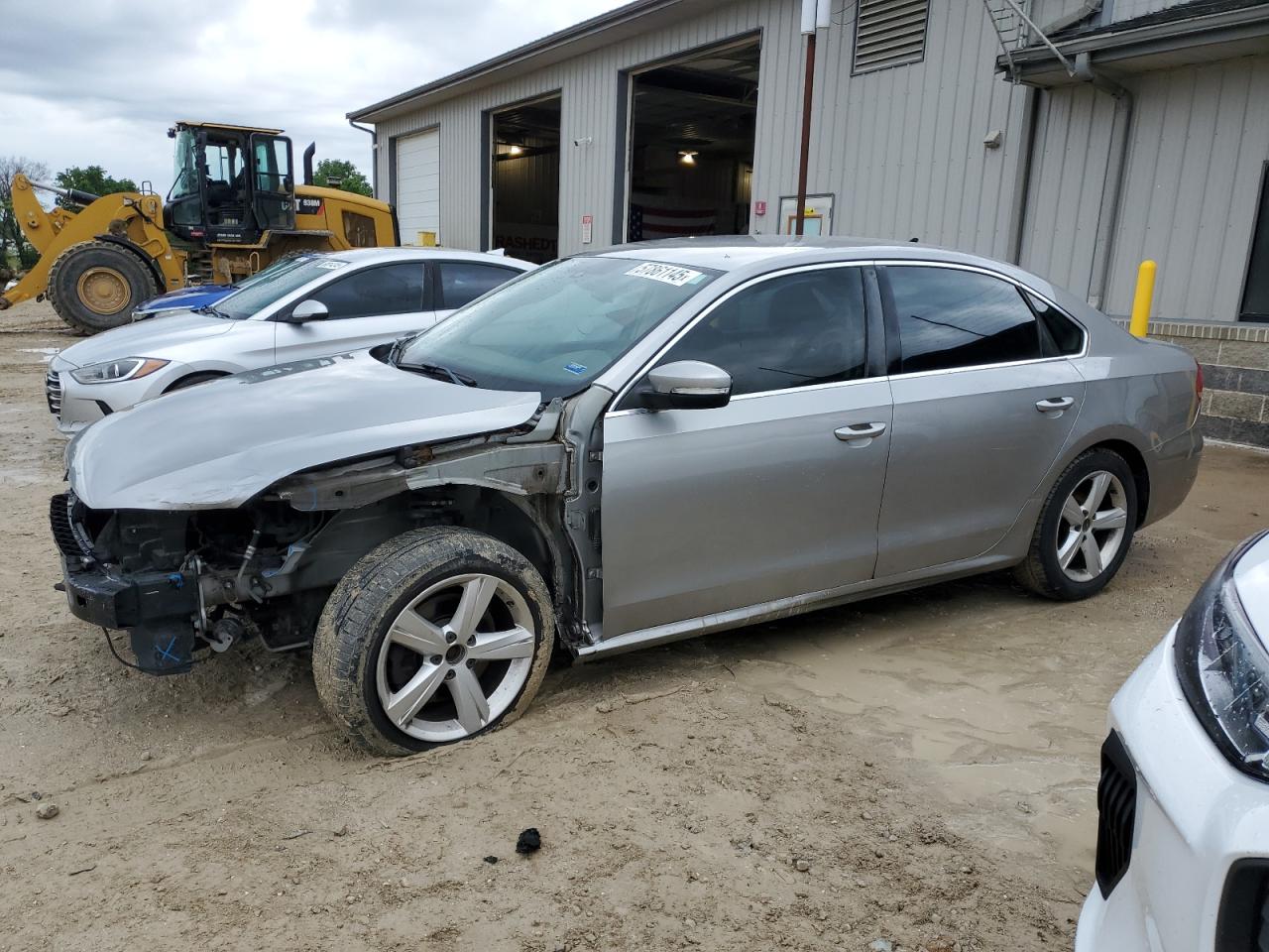 VOLKSWAGEN PASSAT SE