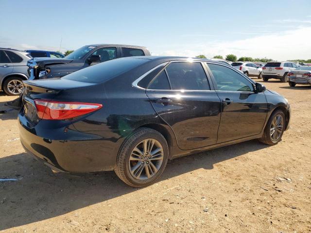 Vin: 4t1bf1fk5hu369670, lot: 58627395, toyota camry le 20173