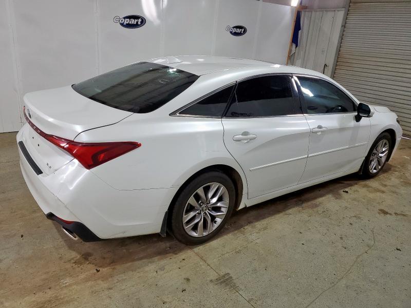 Vin: 4t1az1fb0mu060010, lot: 56844085, toyota avalon xle 20213