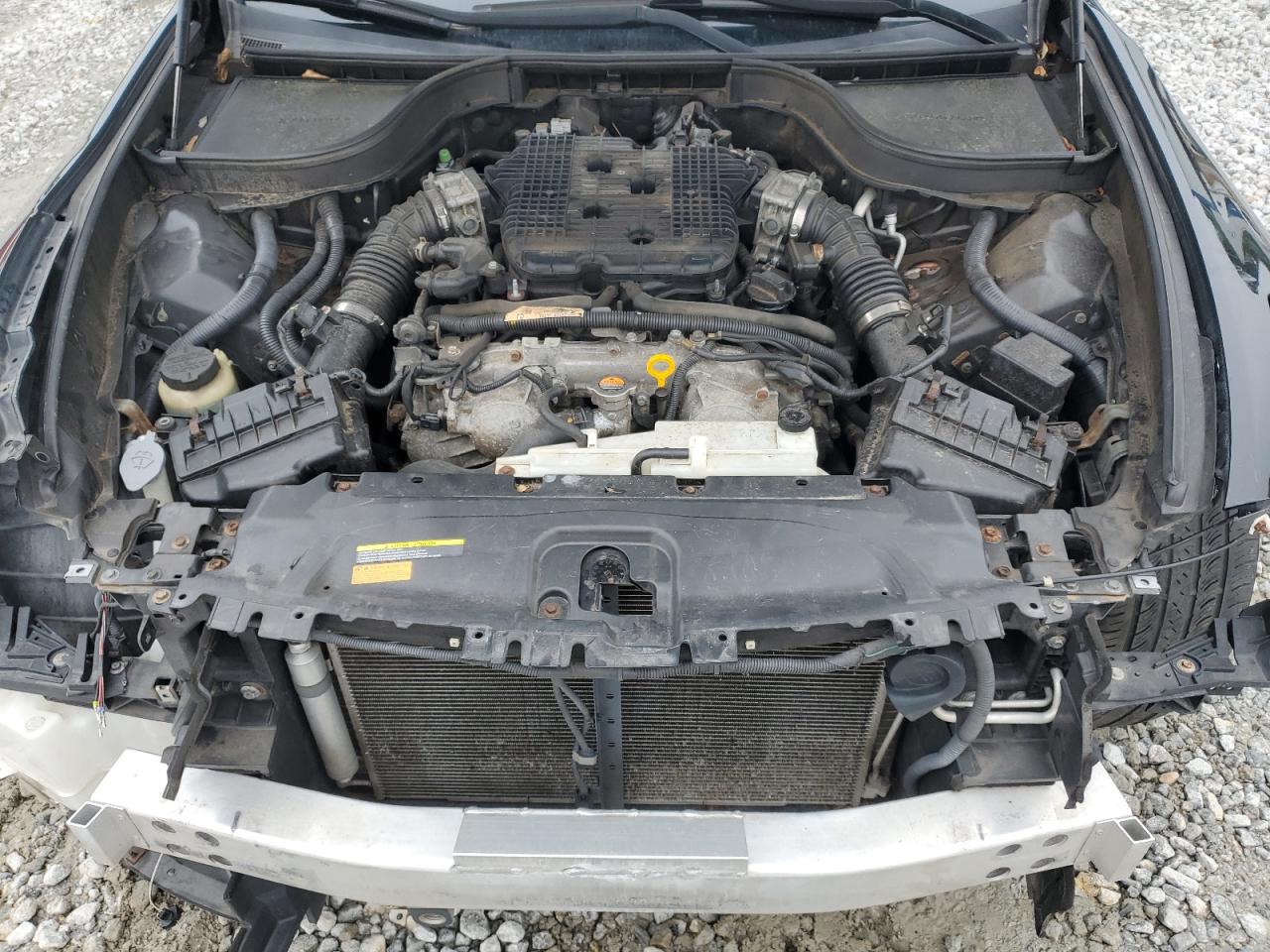 Infiniti G37 base 2012