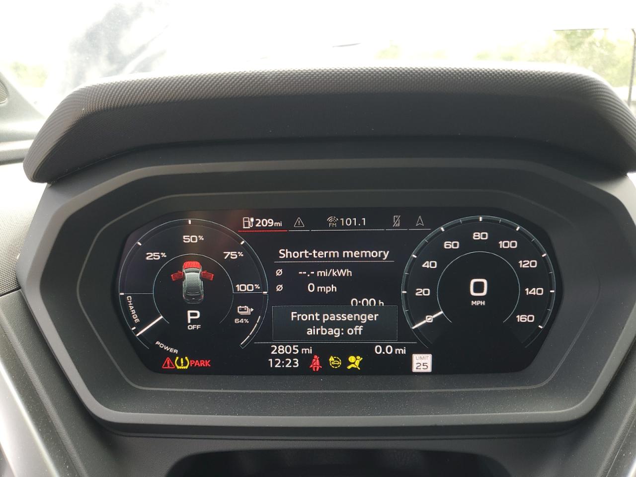 AUDI E-TRON PREMIUM PLUS