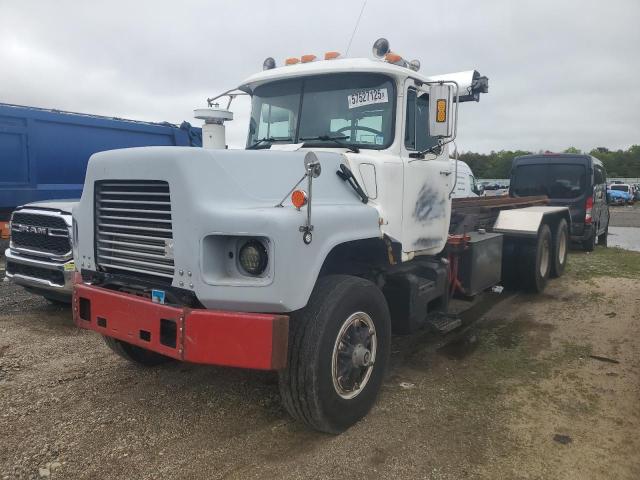 MACK UNKNOWN 1997 white conventi diesel 1M2B224C3VM004087 photo #3