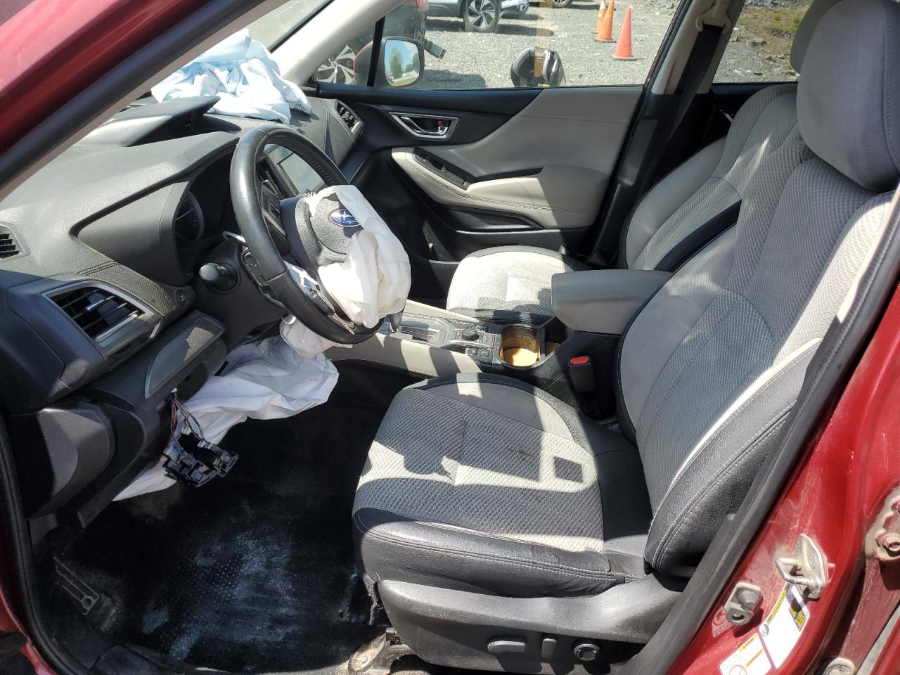 SUBARU FORESTER PREMIUM