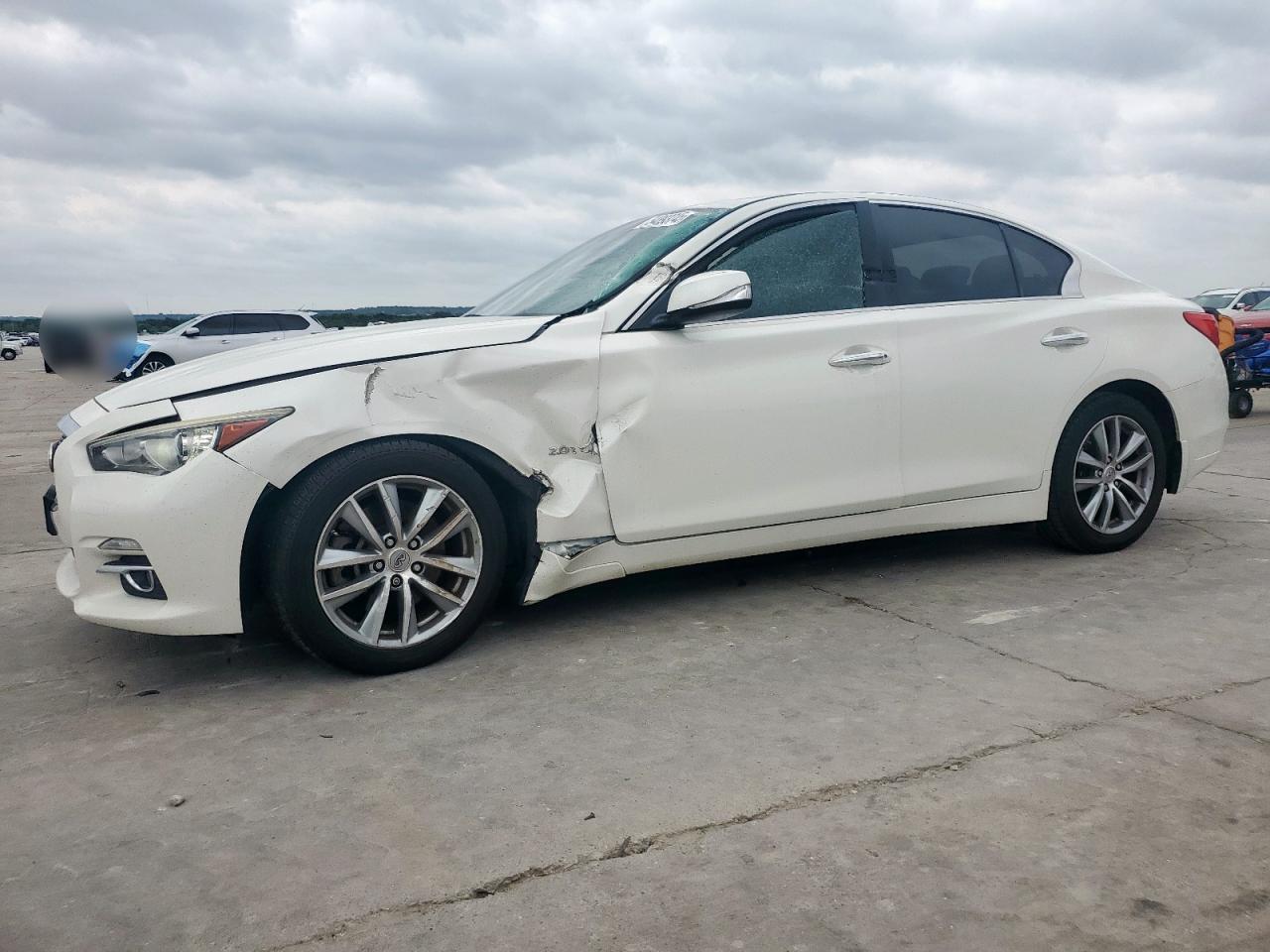 INFINITI Q50 BASE