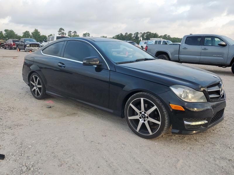 Vin: wddgj4hb3fg391210, lot: 53366605, mercedes-benz c-class 250 20154