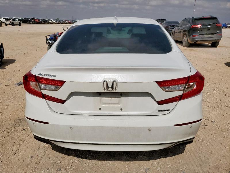 2018 HONDA ACCORD TOU 1HGCV1F96JA215700