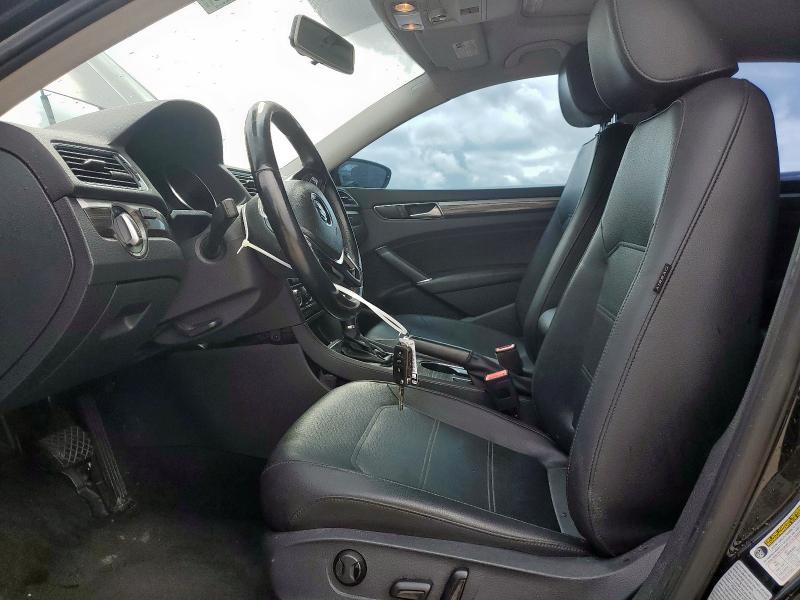 2016 VOLKSWAGEN PASSAT SE - 1VWBT7A37GC008653