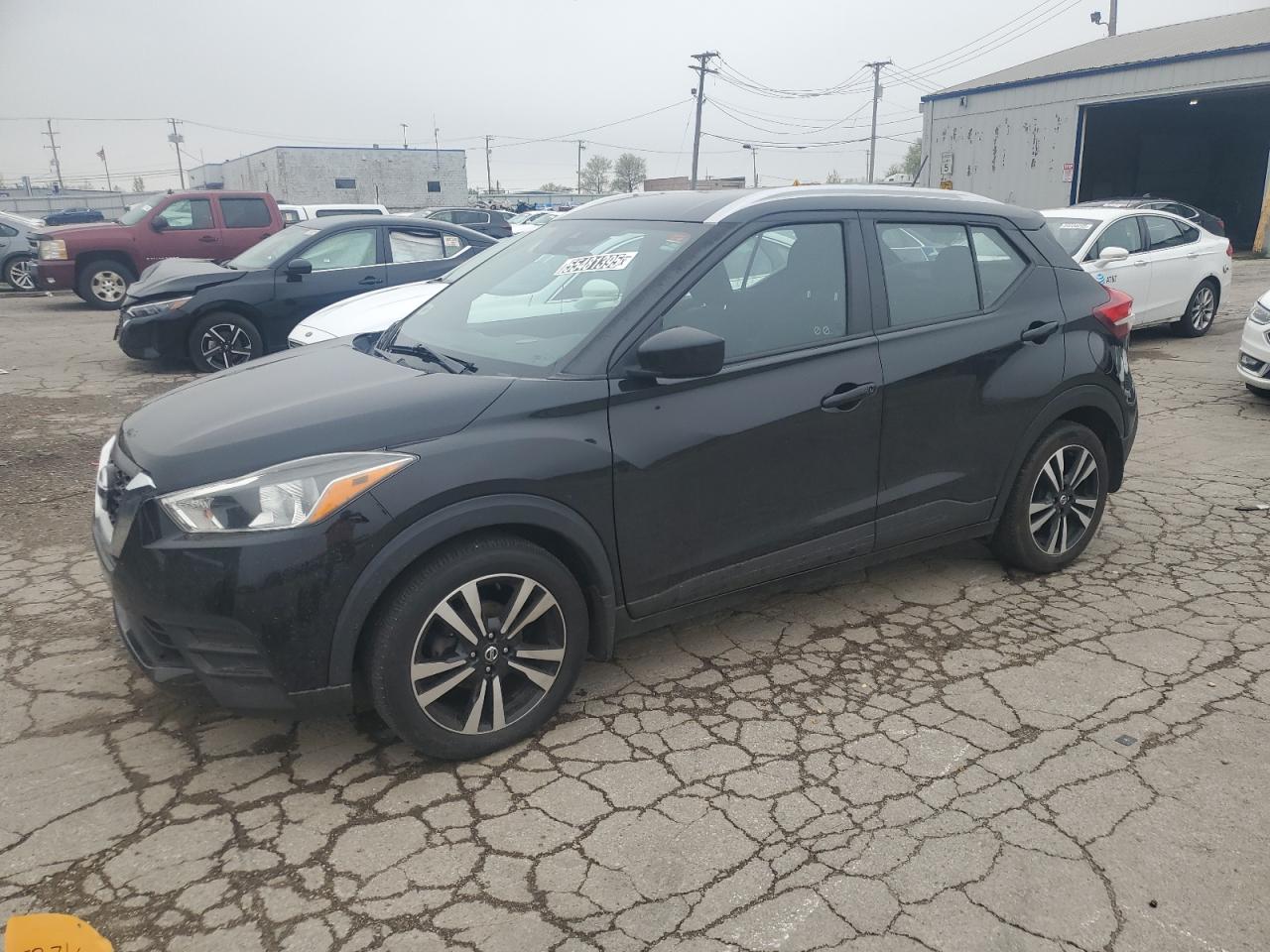 NISSAN KICKS SV