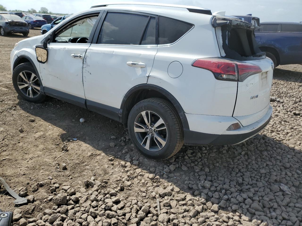 TOYOTA RAV4 XLE
