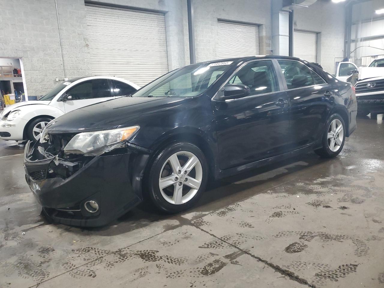 TOYOTA CAMRY L