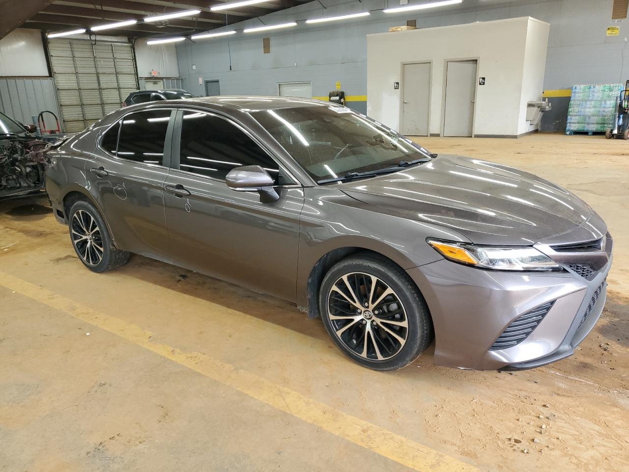 TOYOTA CAMRY L