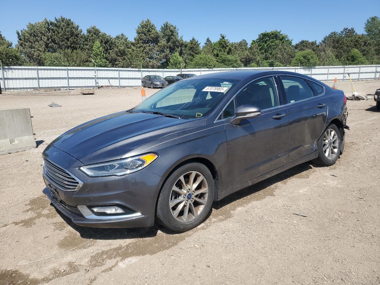 FORD FUSION SE