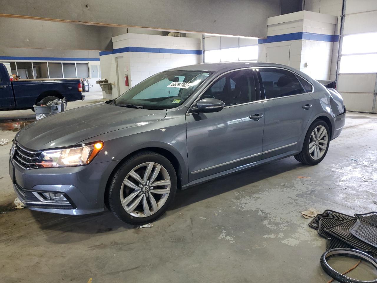 VOLKSWAGEN PASSAT SEL