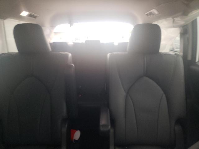2024 TOYOTA GRAND HIGH 5TDAAAB56RS056857