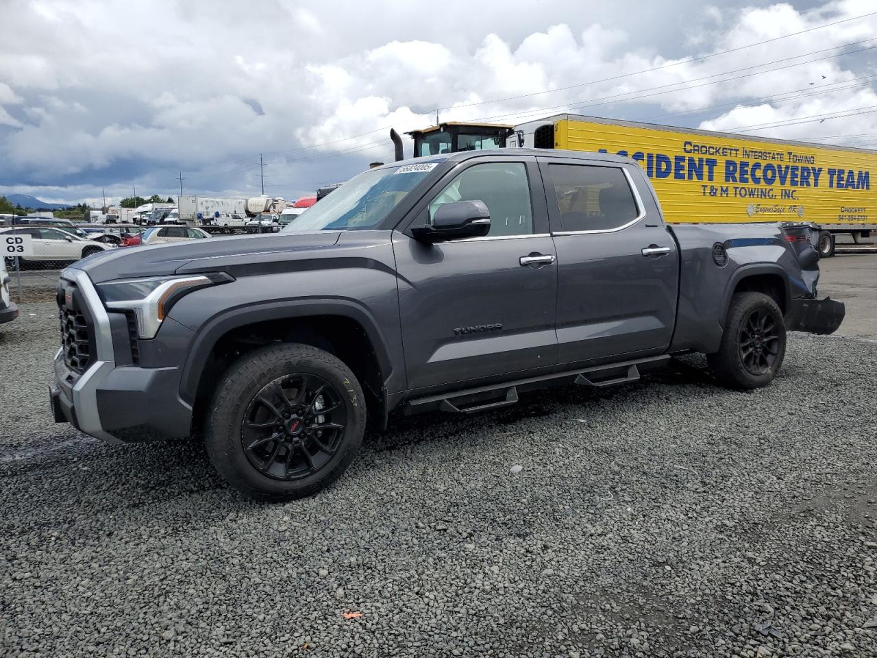 TOYOTA TUNDRA CREWMAX LIMITED