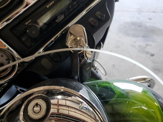 2009 HARLEY-DAVIDSON FLHX - 1HD1KB4189Y638684