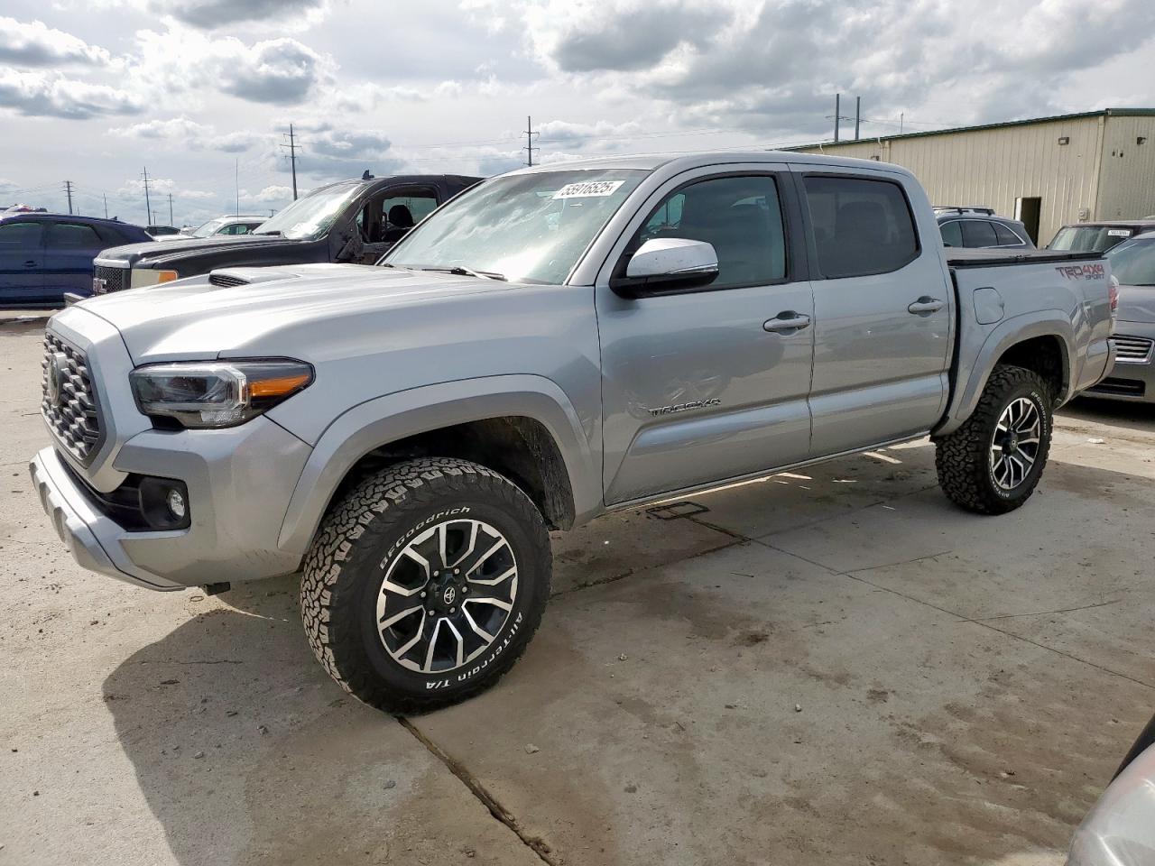 TOYOTA TACOMA DOUBLE CAB